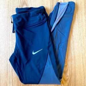 Small nike  7/8 leggings